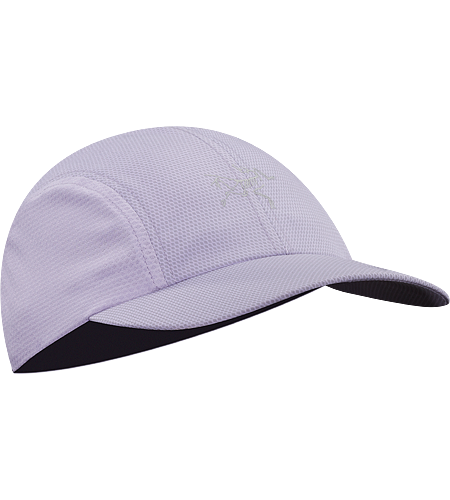 Accelero Cap Lightweight and breathable running hat with brim