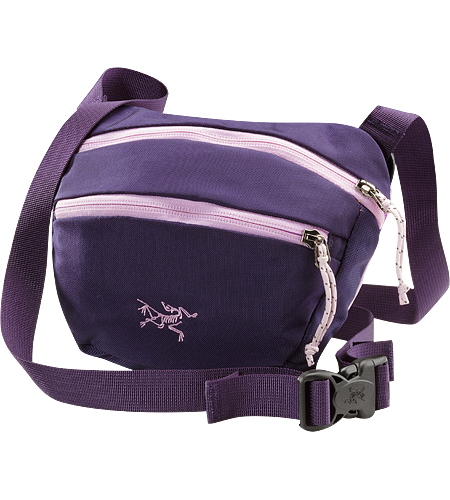 Maka 1 Small travel bag that can be worn around the waist, or over the shoulder