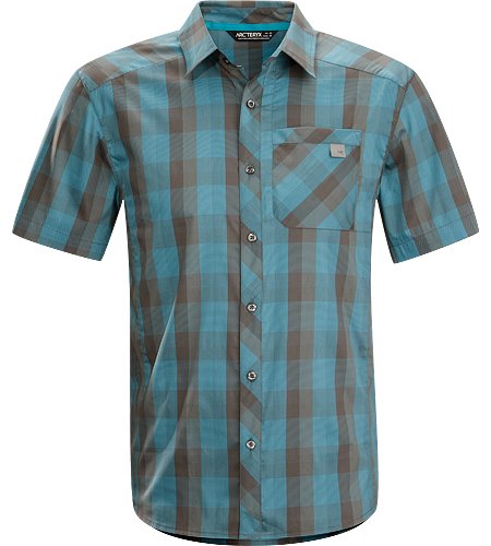 Peakline Shirt SS Men's Körpernah geschnittenes Kurzarmshirt mit Kragen aus atmungsaktivem, feuchtigkeitsregulierendem Baumwolle/Polyester-Mischgewebe.