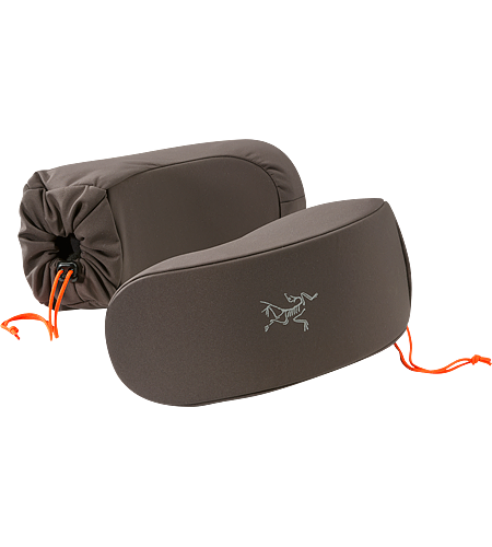 Powderface Case Men's Lens-friendly goggle case with a pliable foam insert and microfleece lining, built using overstock textile. The ultimate snow-sport accessory.