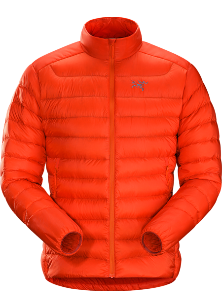 Cerium LT Jacket Men's Schlichte, leichte Daunen-Kapuzenjacke mit einer Füllung aus Weißgans-Daunen mit einer Bauschkraft von 850 cuin. Diese Kapuzenjacke dient in erster Linie als isolierende, mittlere Bekleidungsschicht – ideal für Touren ins Backcountry an kühlen, trockenen Tagen. Daunen-Modelle: Daunenisolierte Kleidung | LT: Leicht.