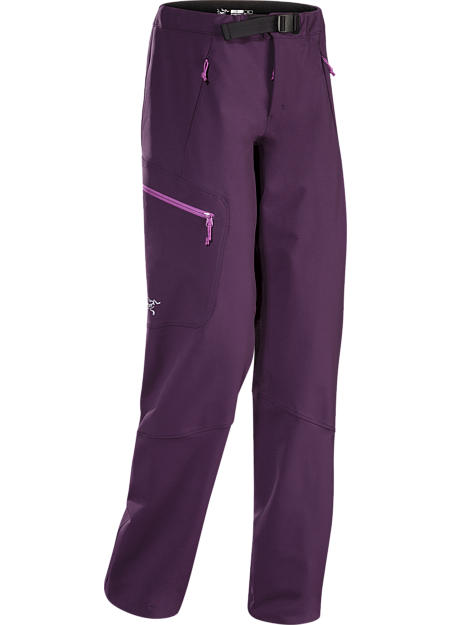 Gamma AR Pantalon Femme Pantalon pour femme en softshell pour une utilisation au cours de toute l’année, extensible et résistant à l’abrasion, il procure chaleur et la protection nécessaire pour l’escalade et l’alpinisme à travers trois saisons. Séries Gamma : Softshell stretch | AR : toute l’année.