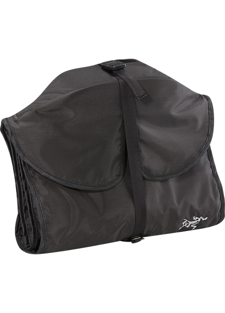 Index Folder Foldable travel bag keeps collared shirts protected and organized. Unique folding design allows for speedy packing of multiple shirts at once. Folds shirts in half, thirds, or quarters. Easily carries up to 6 collared shirts.
