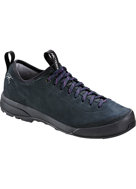 Acrux SL Leather Approach Shoe Women's Leather approach shoe designed for optimal fit, agility and versatility.