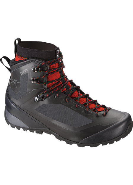 Bora2 Mid GTX Hiking Boot Men's Versatile technical hiking footwear with interchangeable Arc’teryx Adaptive Fit liners, a seamless thermolaminated upper and the versatility for extended trips across varied terrain in shifting conditions. Includes 1 pair of GORE-TEX® MID-LINERS.