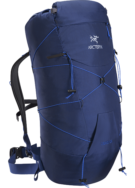 Cierzo 28 Backpack Superlight 28L pack for summit blitzes, approaches, alpine and rock climbing.