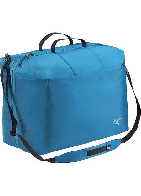Index 10 + 10 Dual compartment bag/organizer with removable shoulder strap; to be used inside luggage or alone as a carry-on.