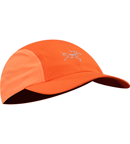 Accelero Cap Lightweight and breathable running hat with brim