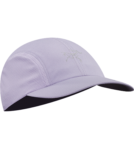 Accelero Cap Lightweight and breathable running hat with brim