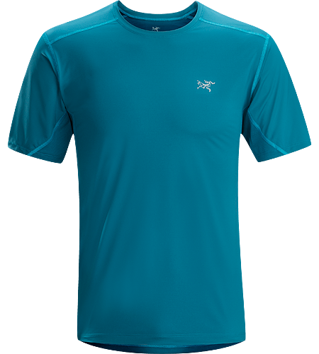Accelero Comp SS Men's Lightweight, technical short sleeve shirt constructed with air permeable mesh textile across the back and shoulders and a smooth, comfortable textile throughout the main body. Ideal for active use in warm weather.
