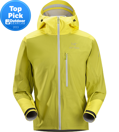 Alpha FL Veste Homme Veste minimaliste entièrement résistante à l'eau, conçue pour les aventures alpines rapides et légères. Faite en utilisant notre nouveau textile innovant GORE-TEX® Active Shell pour une protection contre les précipitations ultra légère et respirante.