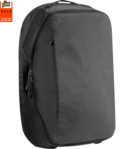 Covert Case I/C/O Standard size 50 litre international carry-on (I/C/O) case, fully padded, durable and streamlined. Fits large overhead bins to allow carry on. Ideal for 2-7 day travel.