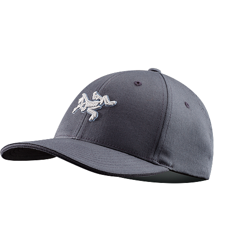 Embroidered Bird Casquette Une casquette profil bas avec l'oiseau du logo d'Arc'teryx brodé sur le devant.