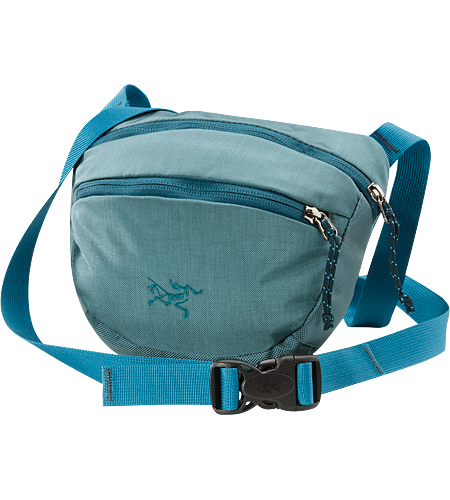 Maka 1 Small travel bag that can be worn around the waist, or over the shoulder