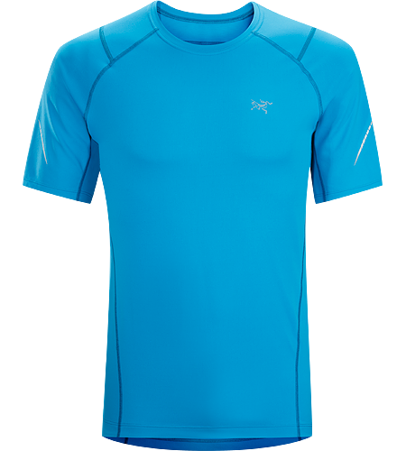 Accelerator SS Men's Atmungsaktives, feuchtigkeitsregulierendes Funktionsshirt mit kurzen Ärmeln. Ideal für körperliche Aktivitäten an kühlen Tagen.