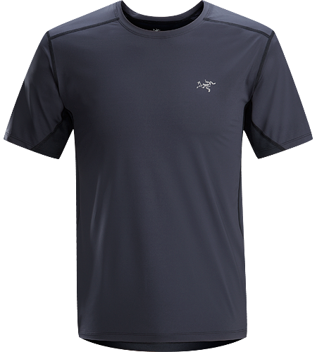 Accelero Comp SS Men's Lightweight, technical short sleeve shirt constructed with air permeable mesh textile across the back and shoulders and a smooth, comfortable textile throughout the main body. Ideal for active use in warm weather.