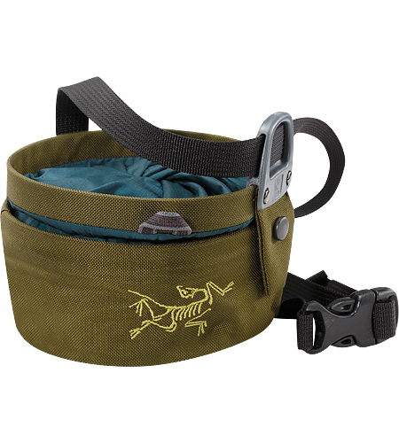 Aperture Chalk Bag - Large Twist closure chalkbag—the bag opens and closes with a twisting motion that seals chalk inside and shrinks the volume for easy transport.