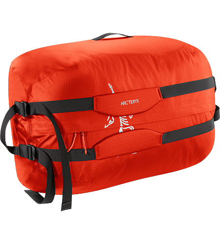 Carrier Duffle 100 Lightweight, highly water resistant, mid-size 98 litre duffle bag with removable, adjustable webbing shoulder straps.