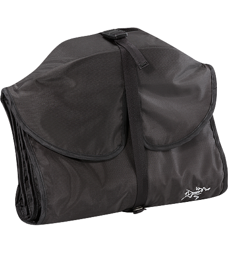 Index Folder Foldable travel bag keeps collared shirts protected and organized. Unique folding design allows for speedy packing of multiple shirts at once. Folds shirts in half, thirds, or quarters. Easily carries up to 6 collared shirts.