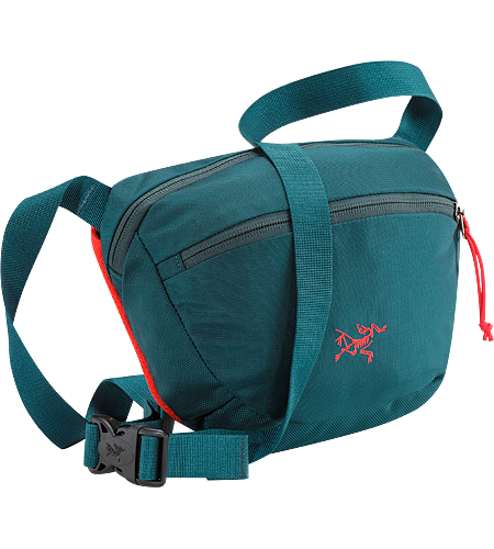 Maka 2 Larger-sized version of the Maka, this small-sized travel bag can be worn around the waist, or over the shoulder