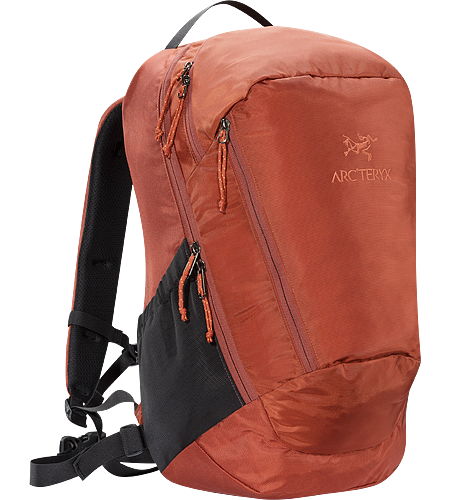 Mantis 26 Vielseitiger Daypack mit Vorrichtung für Trinksystem.