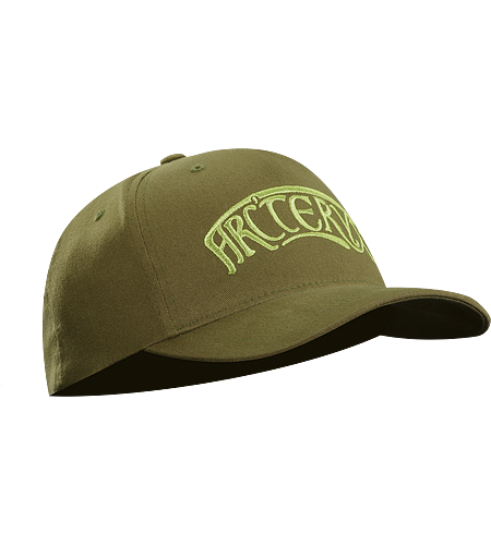 Nouveau Cap A low profile cap with an embroidered logo on the front.