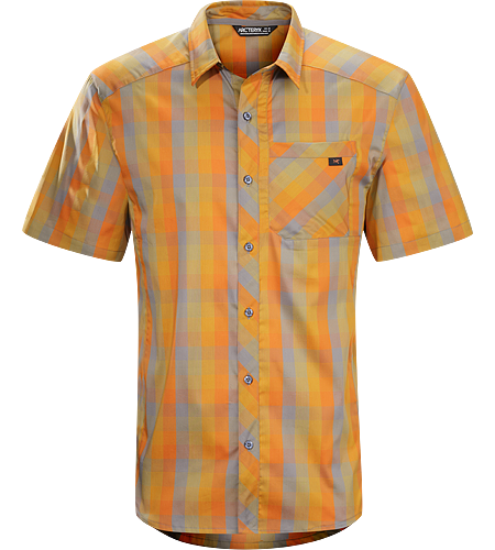 Peakline Shirt SS Men's Trim-fitting, short-sleeved collared shirt made from breathable, moisture-wicking Cotton/Polyester blend textile.