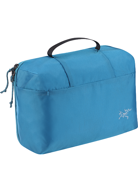 Index 5 Single compartment travel organizer with mesh side panel