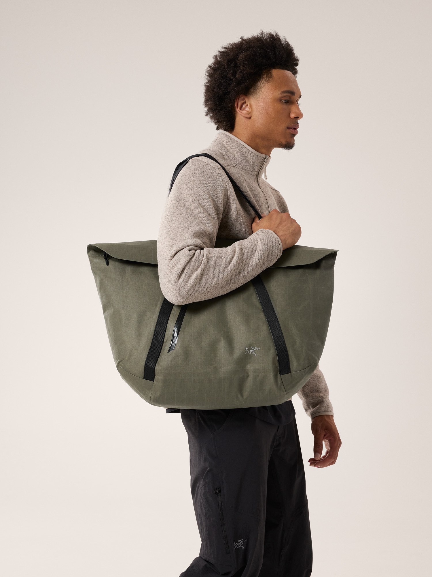 Arc'teryx Granville 30 Carryall Bag at Mall of America® in