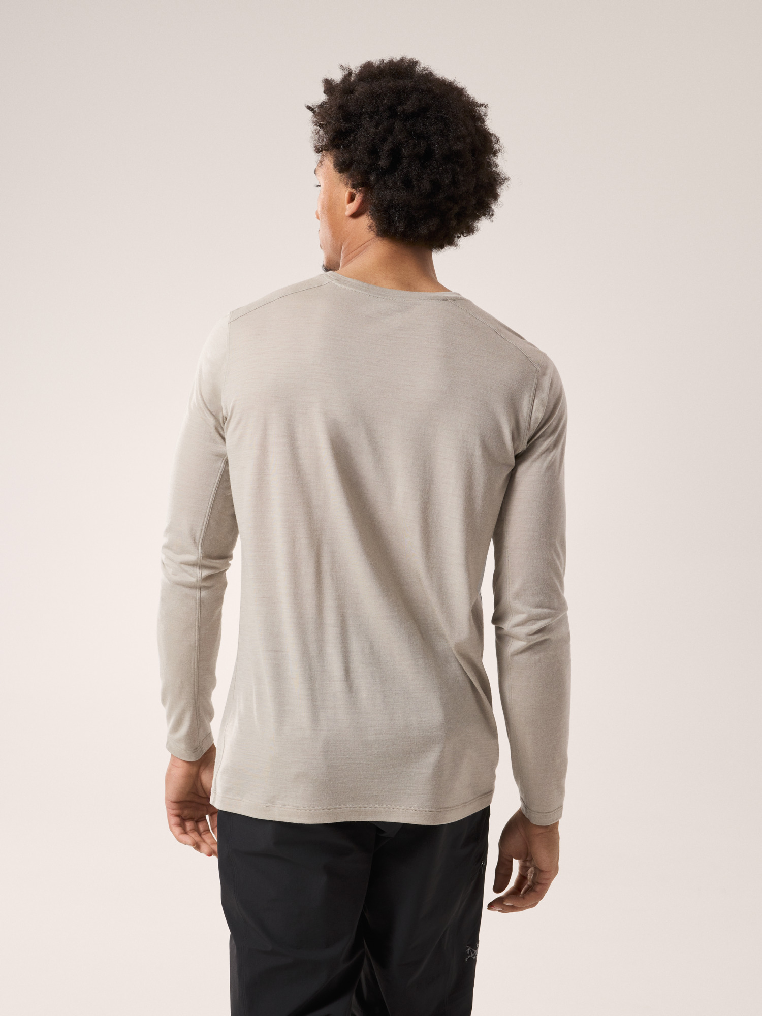 快適【ARC'TERYX】Ionia Merino メリノウール フーディ Men's アークテリクス ARC'TERYX イオニア メリノウール フーディ