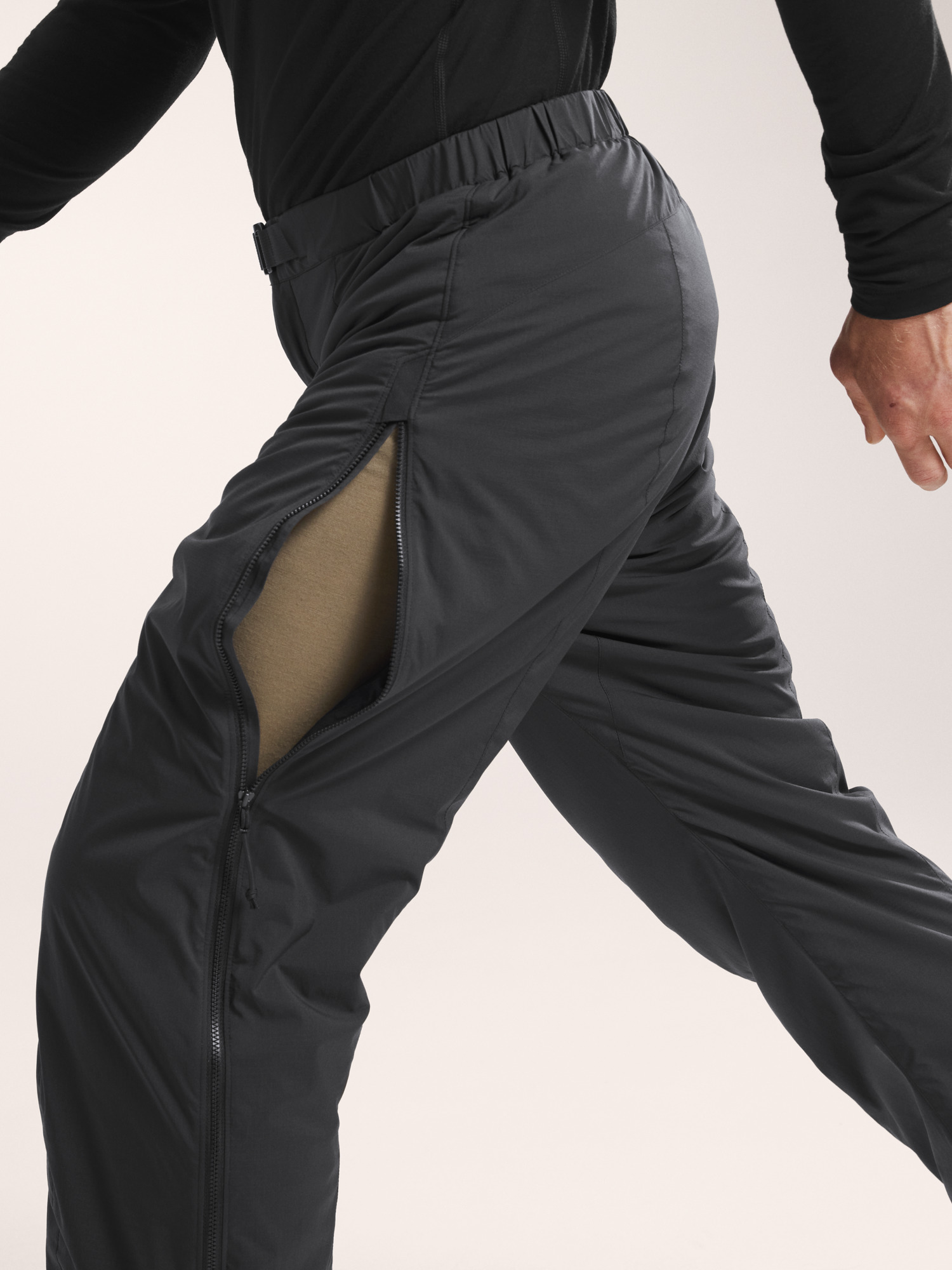 パンツ ARC'TERYX ATOM LT PANT Black M Arc'teryx LEAF Atom Pant LT (Gen 2)