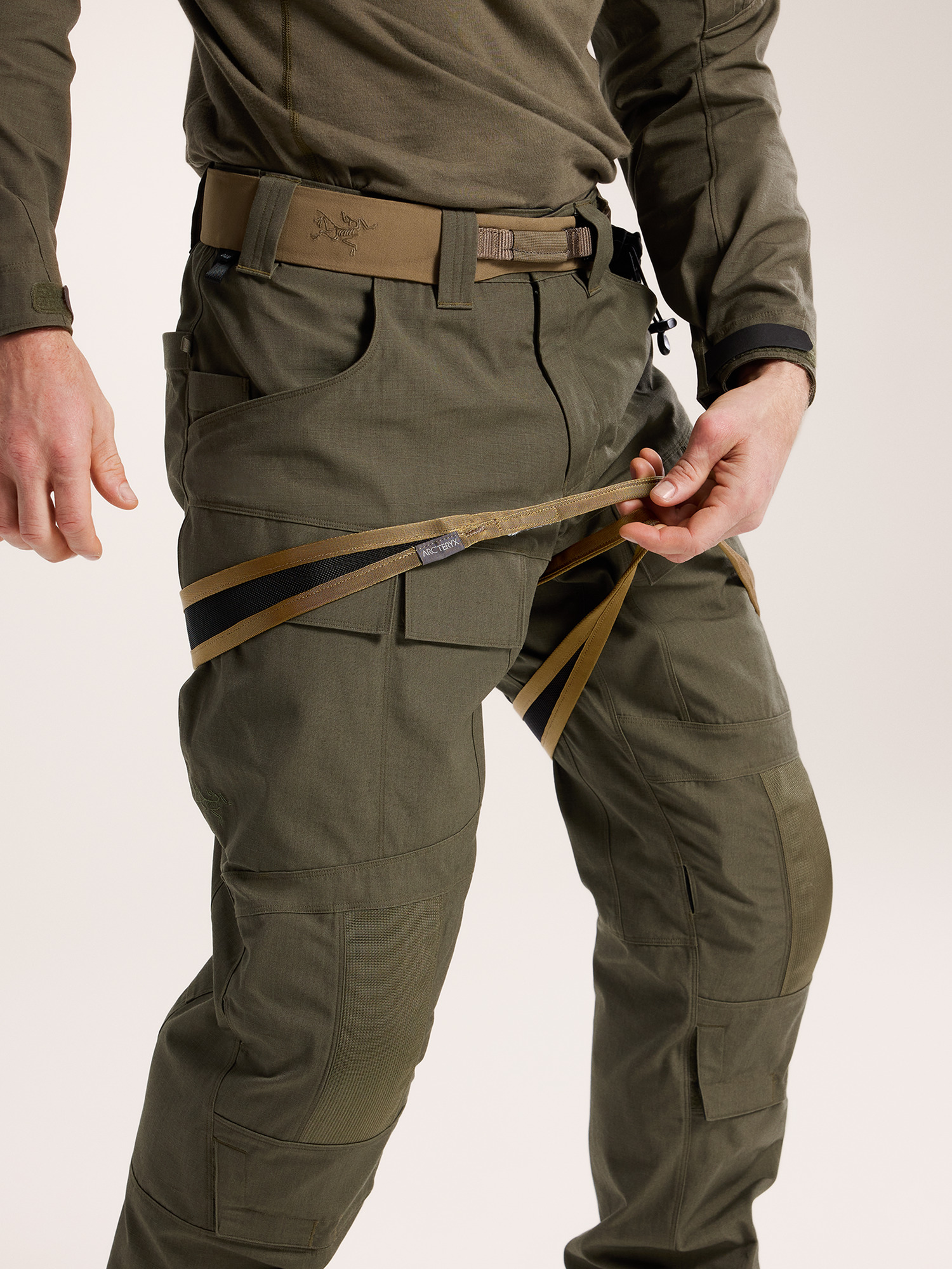 Arc'teryx leaf RIGGERS HARNESS マルチカム　S Arc'teryx LEAF E220 Riggers Harness