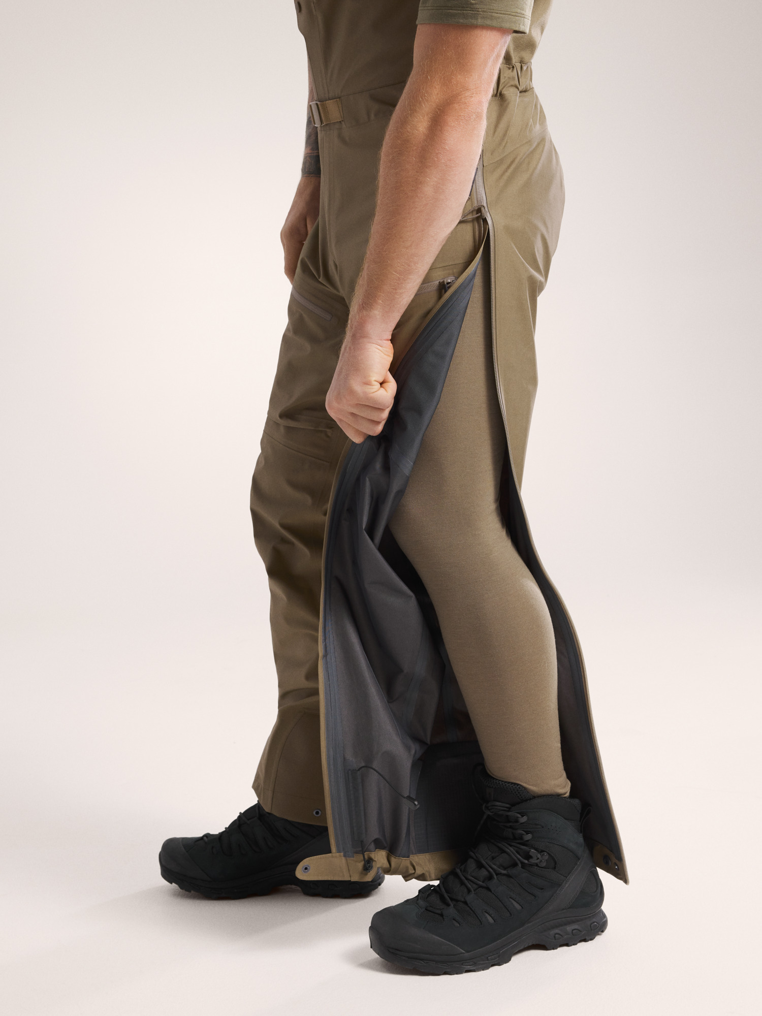 00s arc'teryx GORE-TEX bib pants 金刺繍 Arc'teryx Mens Snow Pants Sabre Bib