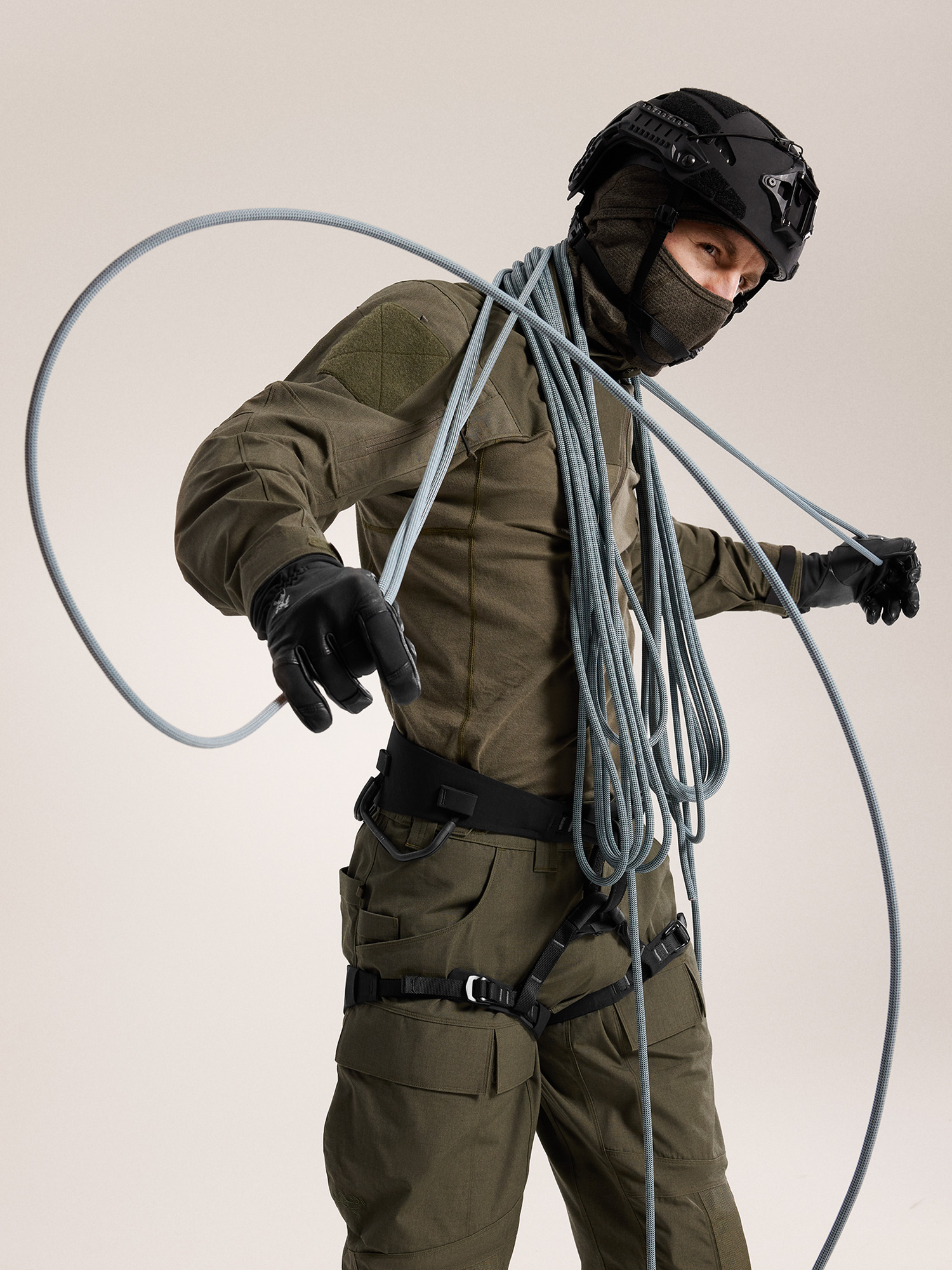 F25-X000004883-AR-395a-Harness