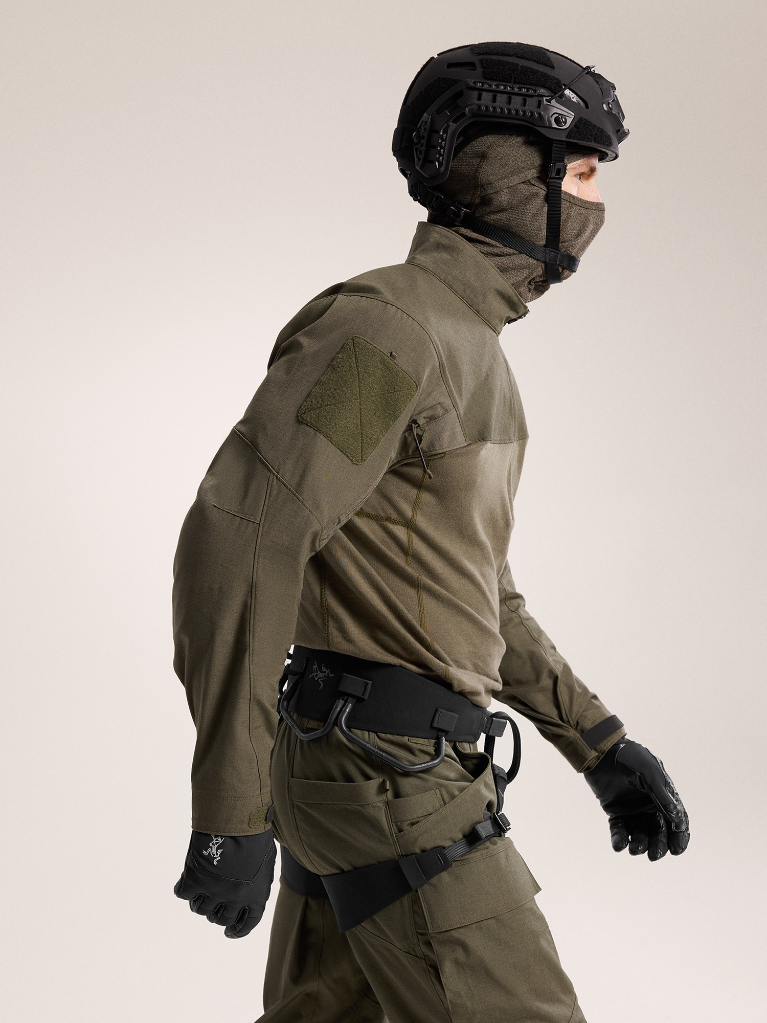 α ALPHA Arc'teryx Alpha Hooded zip-up Jacket | Grey | FARFETCH