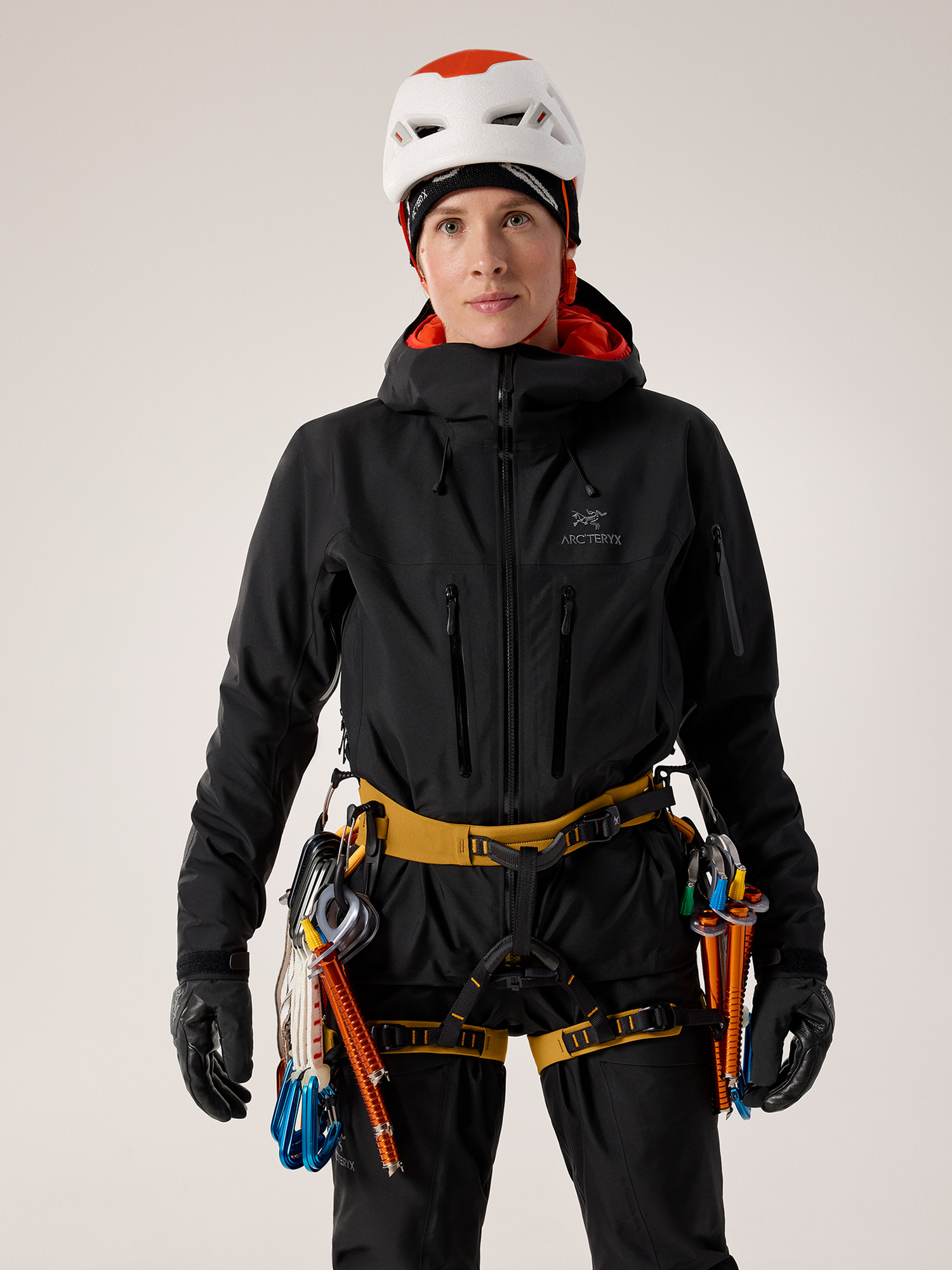 AR-385a Harness Women's