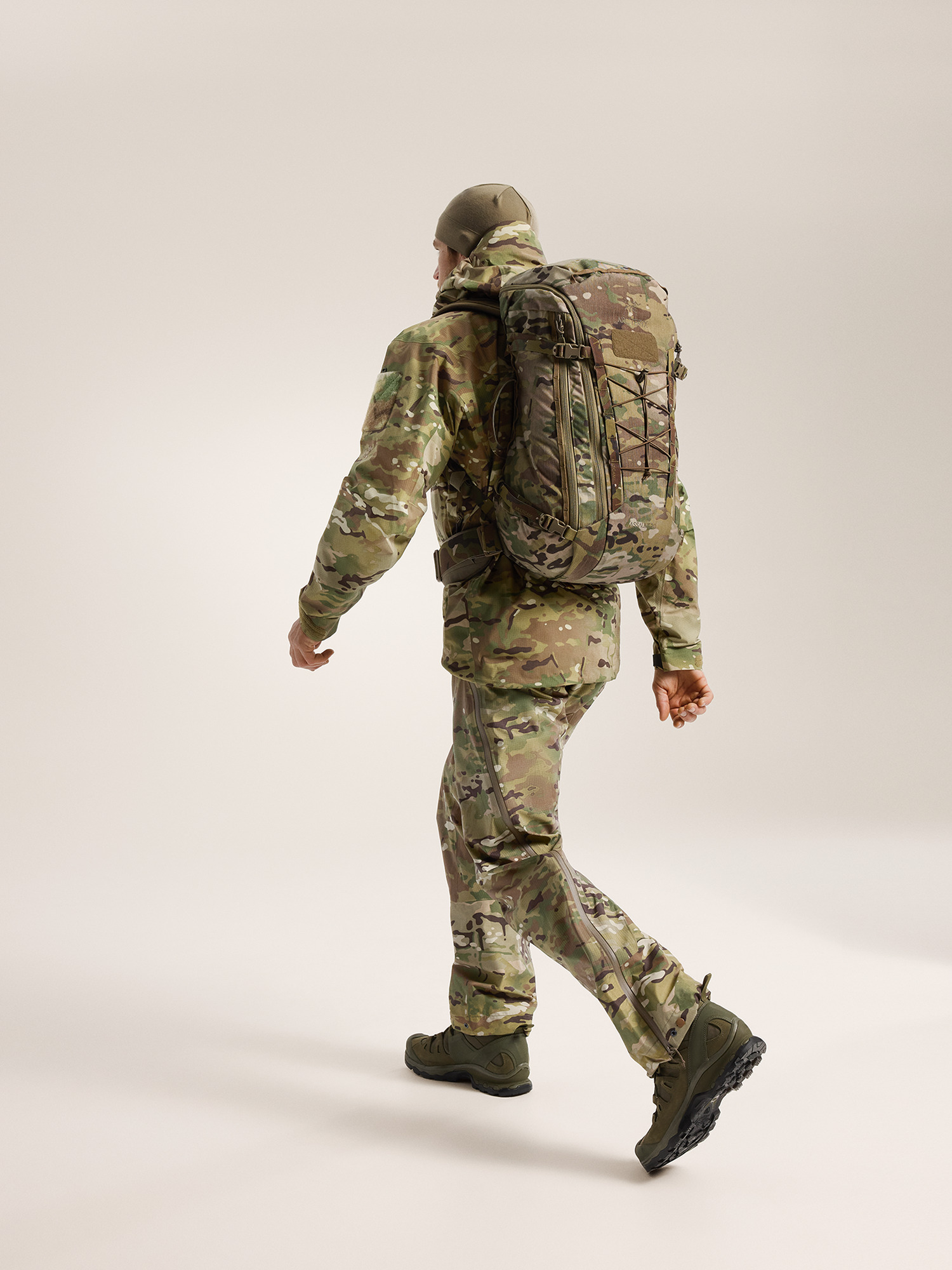 個人装備 Arc'teryx leaf ASSAULT PACK 30 MULTICAM Arc'teryx LEAF Assault Pack 30 - MultiCam | U.S. Elite