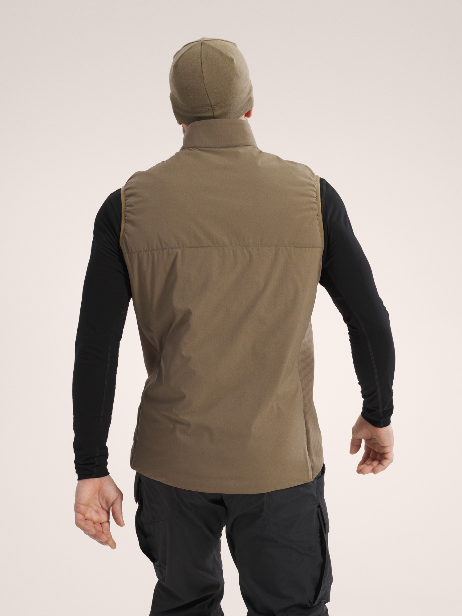 Arc'teryx leaf ATOM LT VEST GEN 2 ウルフ M Atom LT Vest Gen 2.1 Men's