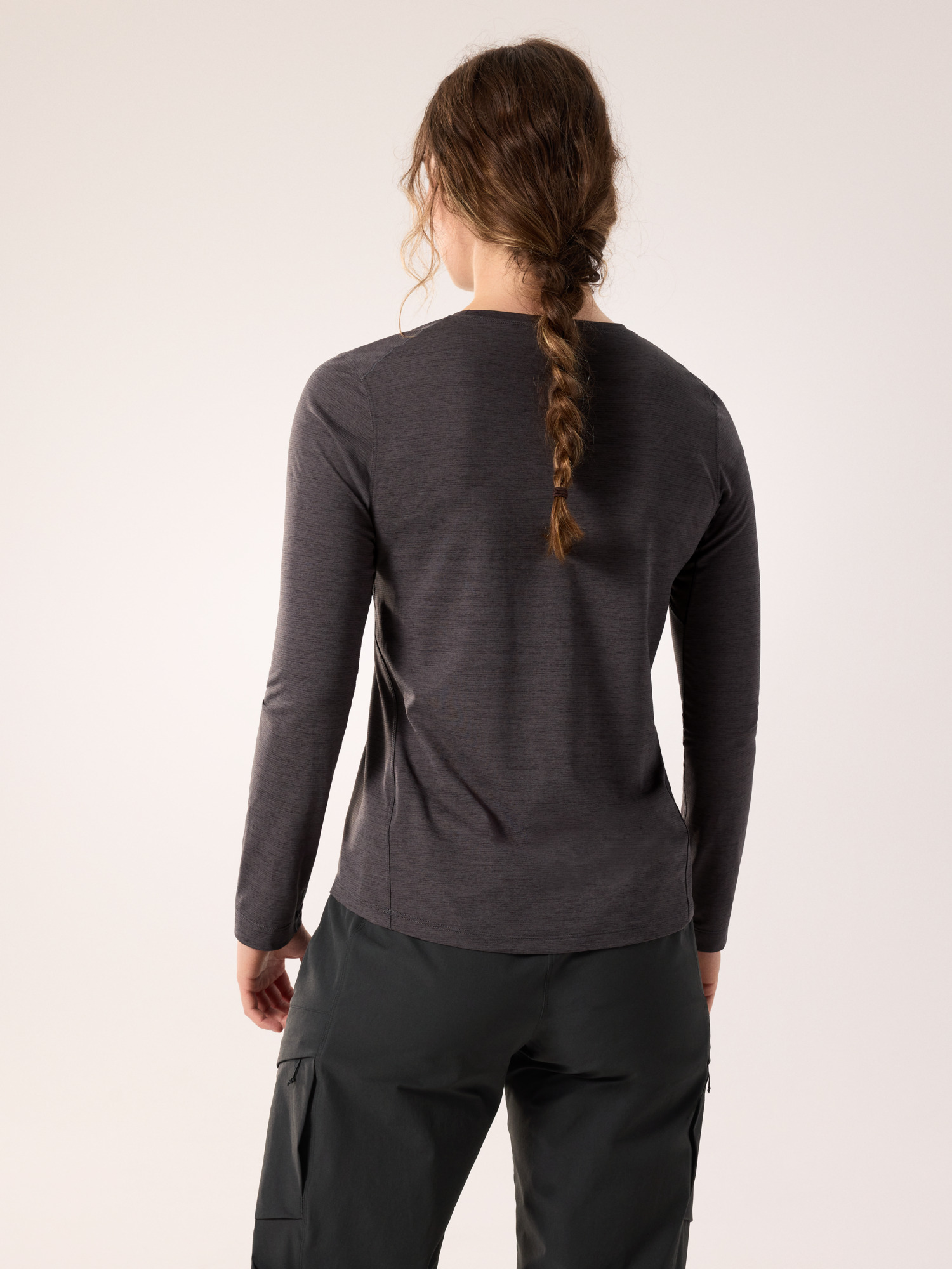 Arc’teryx Taema Zip Neck LS Women’s XS Taema Crew Neck Shirt LS Women's | Arc'teryx Outlet