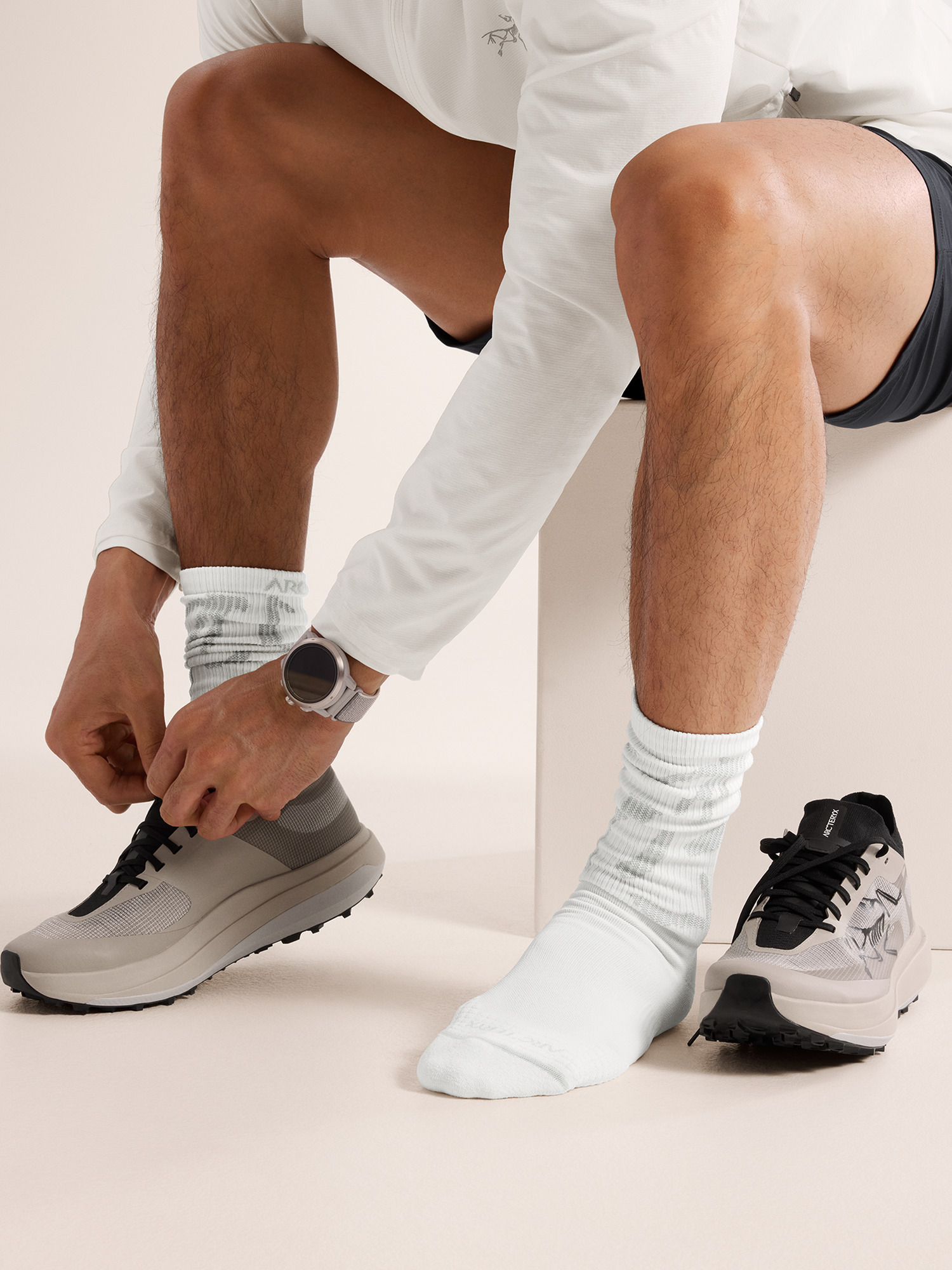 【Arc'teryx】Synthetic Mid Grotto Sock 海外限定 関税込み Synthetic Mid Grotto Sock | Arc'teryx United States