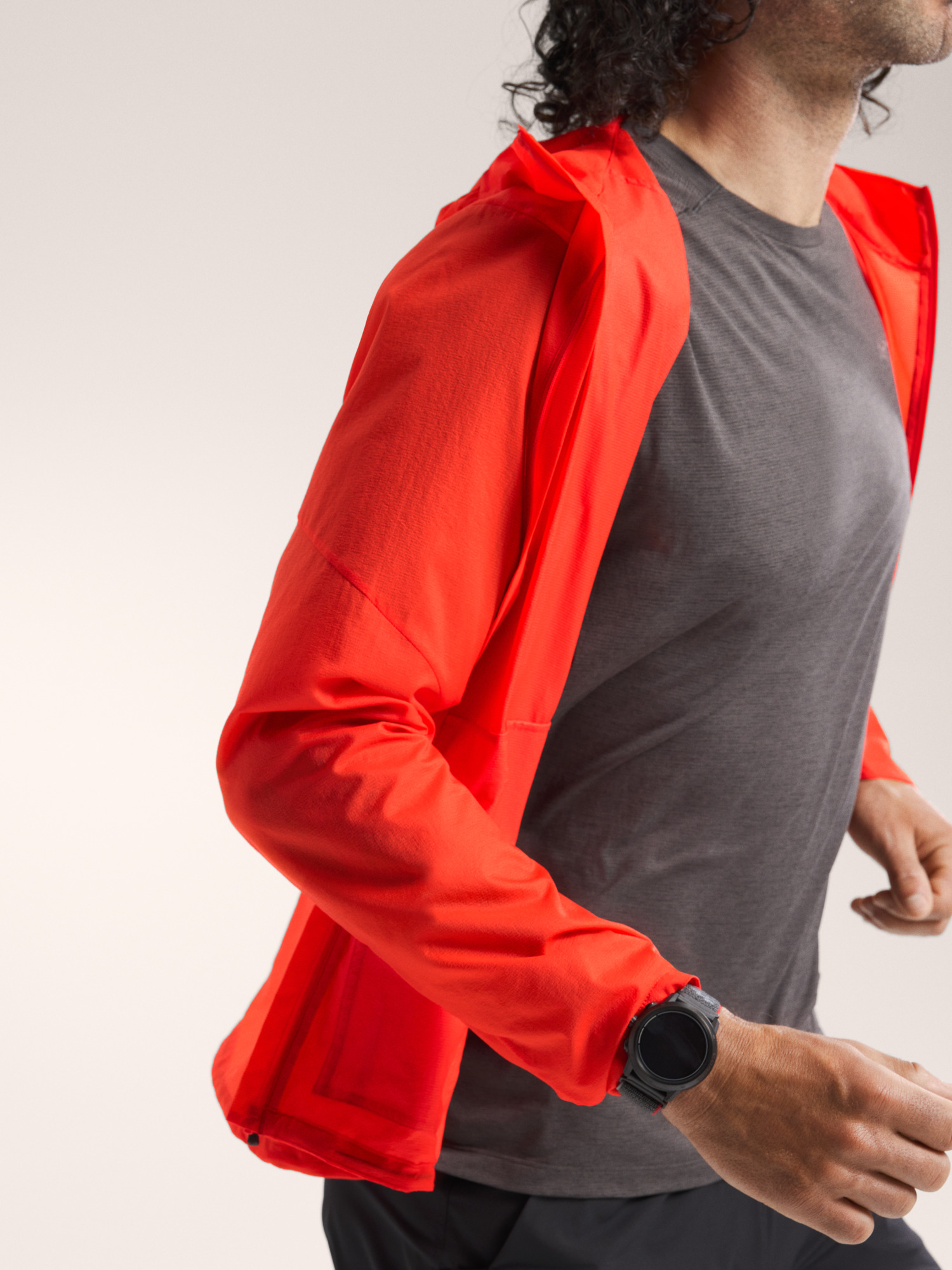 Incendo Airshell Hoody Men's | Arc'teryx Outlet