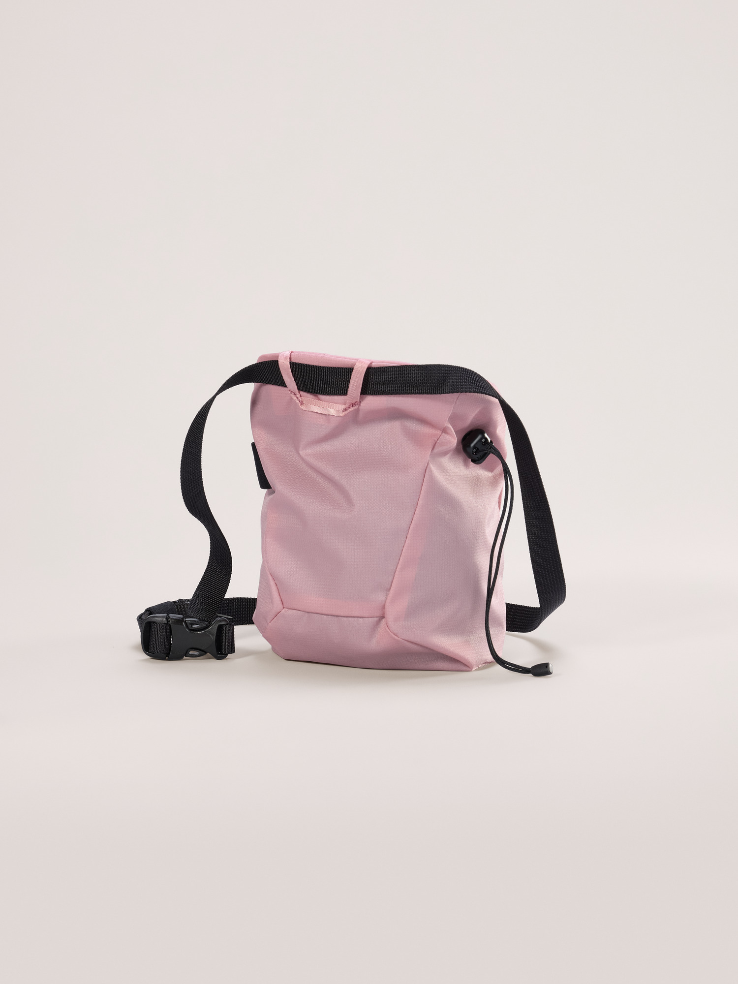 Ion Lightweight Chalk Bag | Arc'teryx Canada