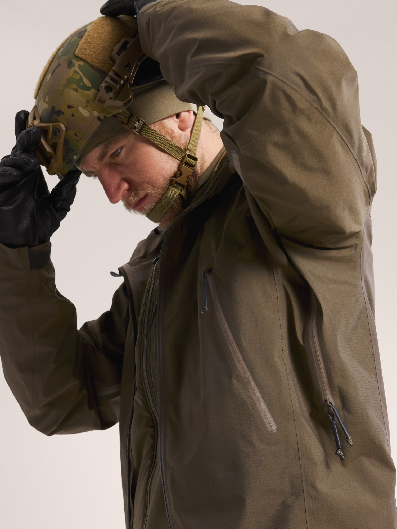 ARC TERYX ALPHA LT JACKET GEN2  アークテリクス Arc'teryx LEAF Alpha LT Jacket Gen 2.2 | Lightweight GORE-TEX