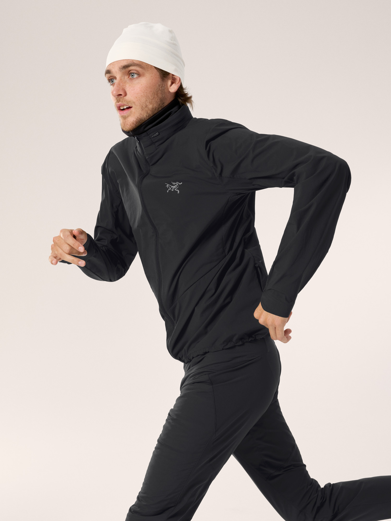 F25-X000008435-Norvan-