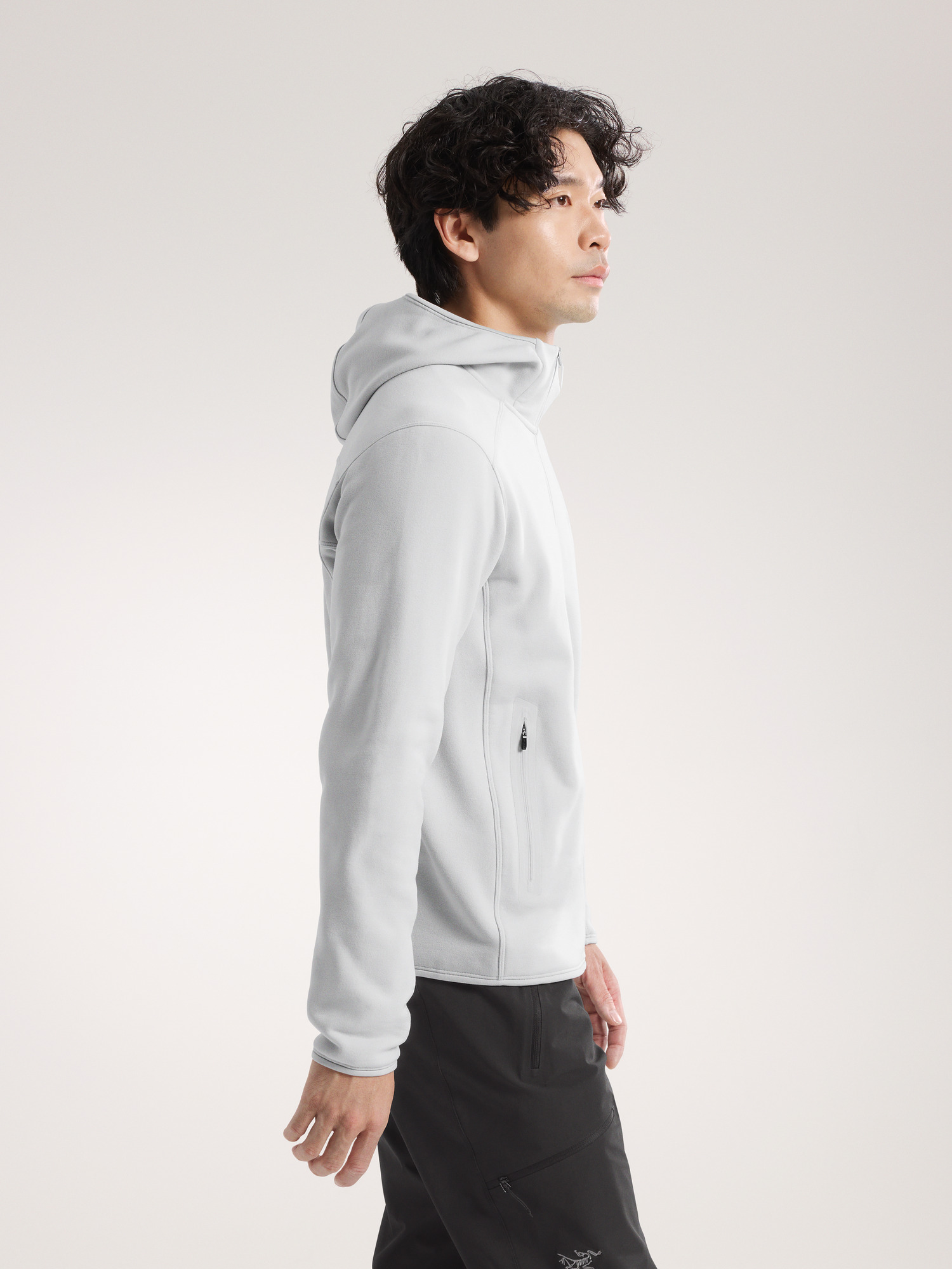 美品 ARC’TERYX KYANITE HOODY MEN'S 刺繍ロゴ M 美品 ARC'TERYX KYANITE HOODY MEN'S 刺繍ロゴ M - メルカリ