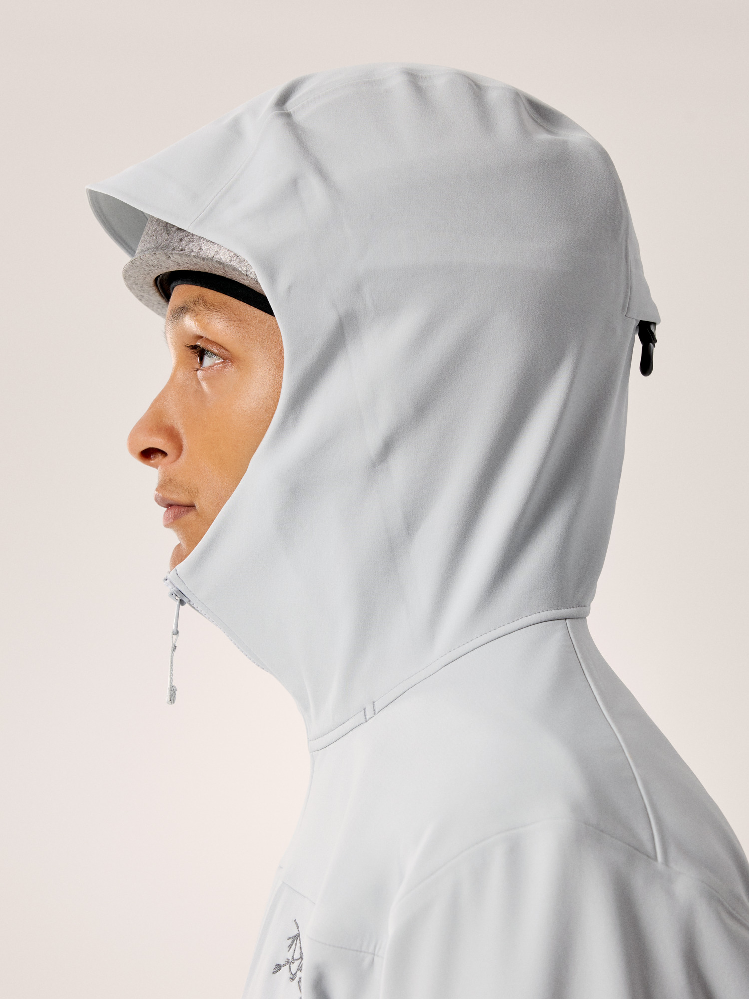 ARC'TERYX Gamma Hoody Men's　白 Atmos　Ｍサイズ Arcteryx Mens Gamma Insulated Softshell Hoody Jacket Atmos White
