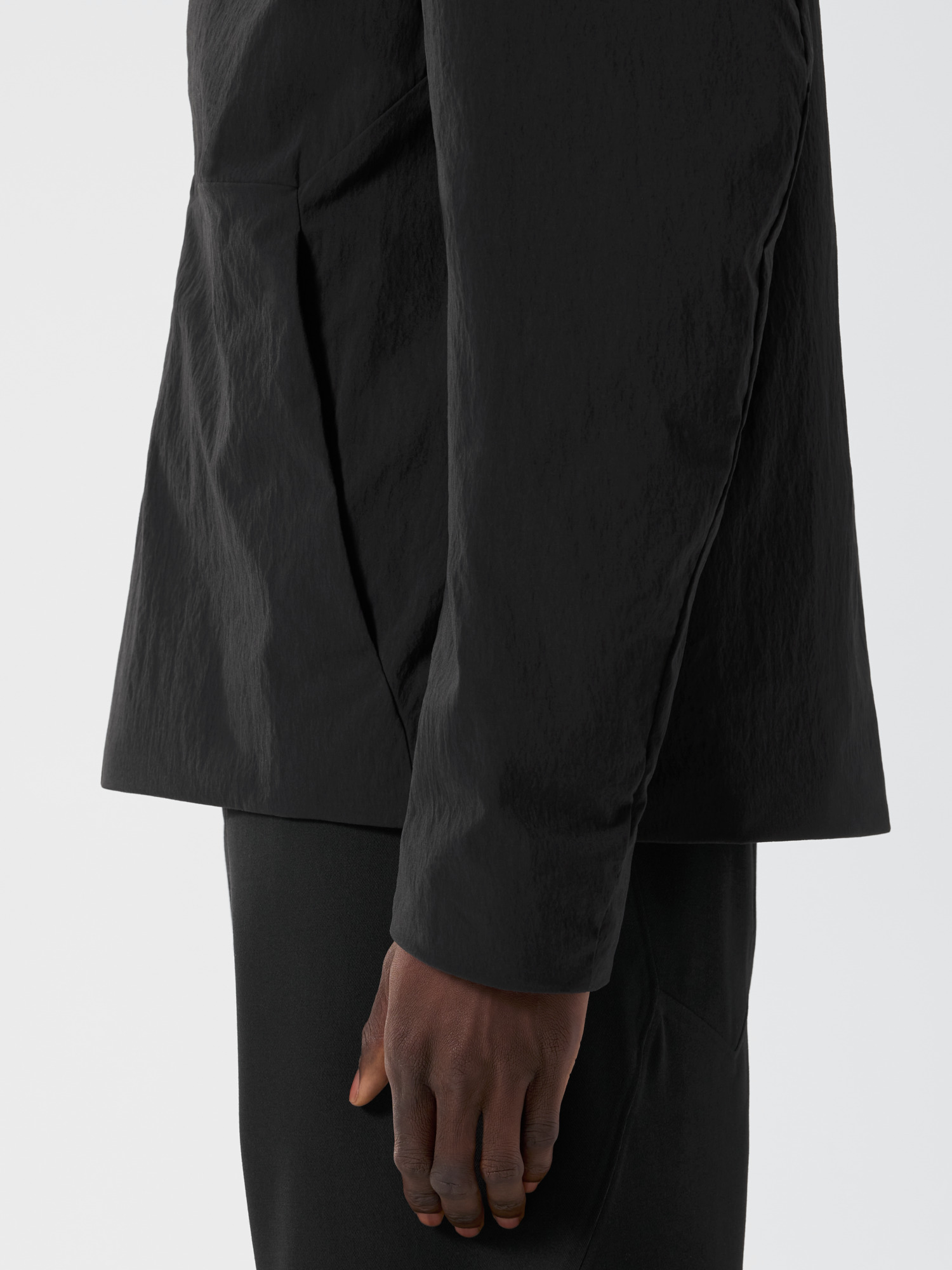 arc’teryx Veilance mionn is overshirt XS Arc´teryx Veilance Mionn Insulated Overshirt Black | BSTN Store
