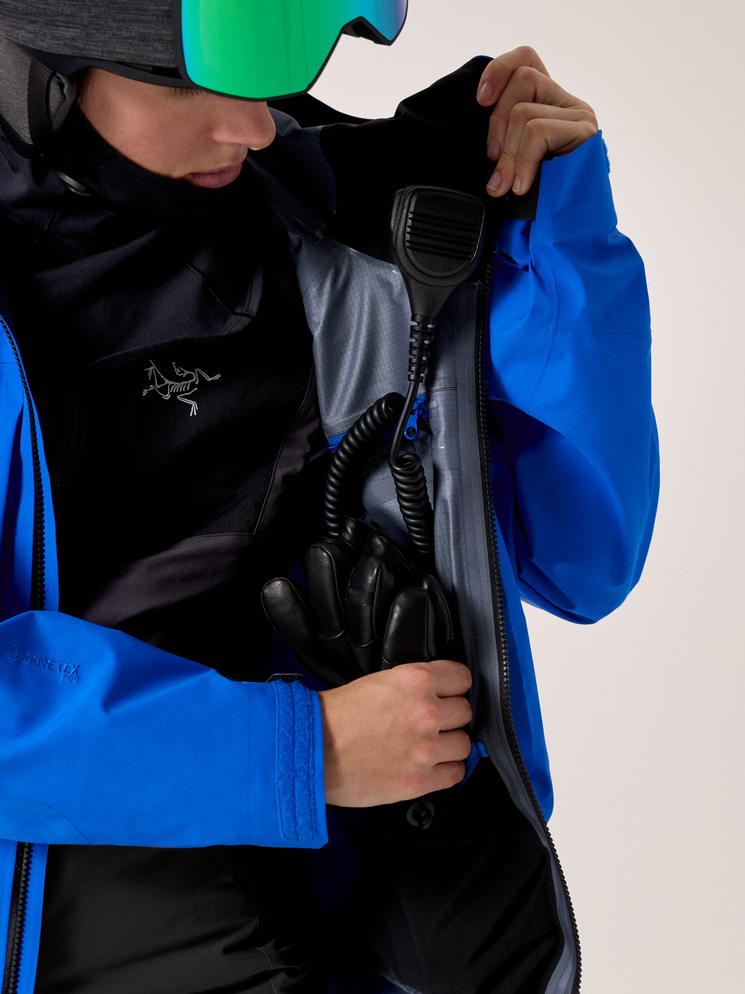 Женская куртка Arc'teryx Ski Guide, цвет: Fluidity — фото 9