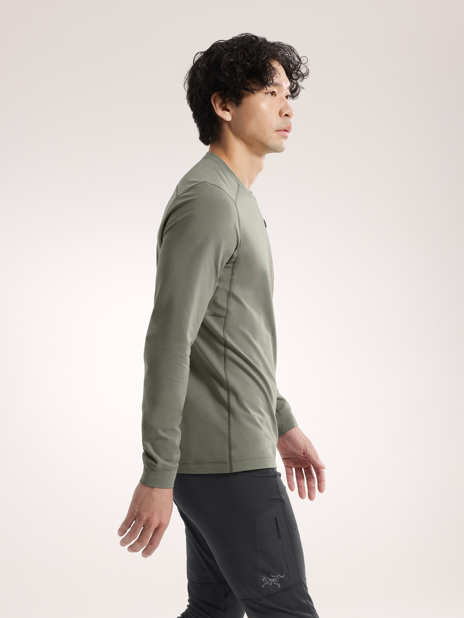 アークテリクスARC'TERYX Rho LT Crew Neck 緑 Rho LT Crew Neck Men's | Arc'teryx Italy