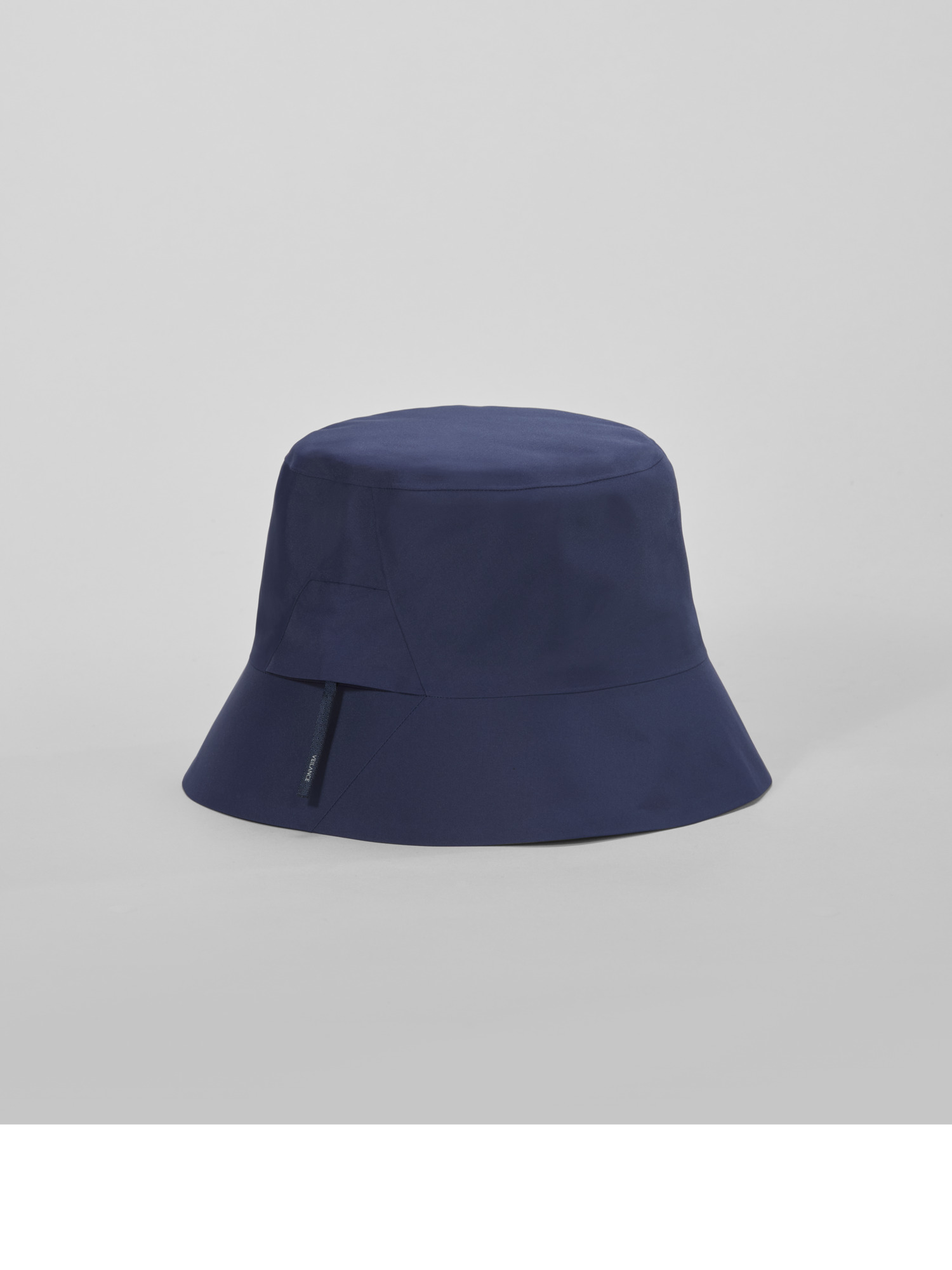 ARC’TERYX VEILANCE Bucket Hat Veilance Bucket Hat Black | HAVEN